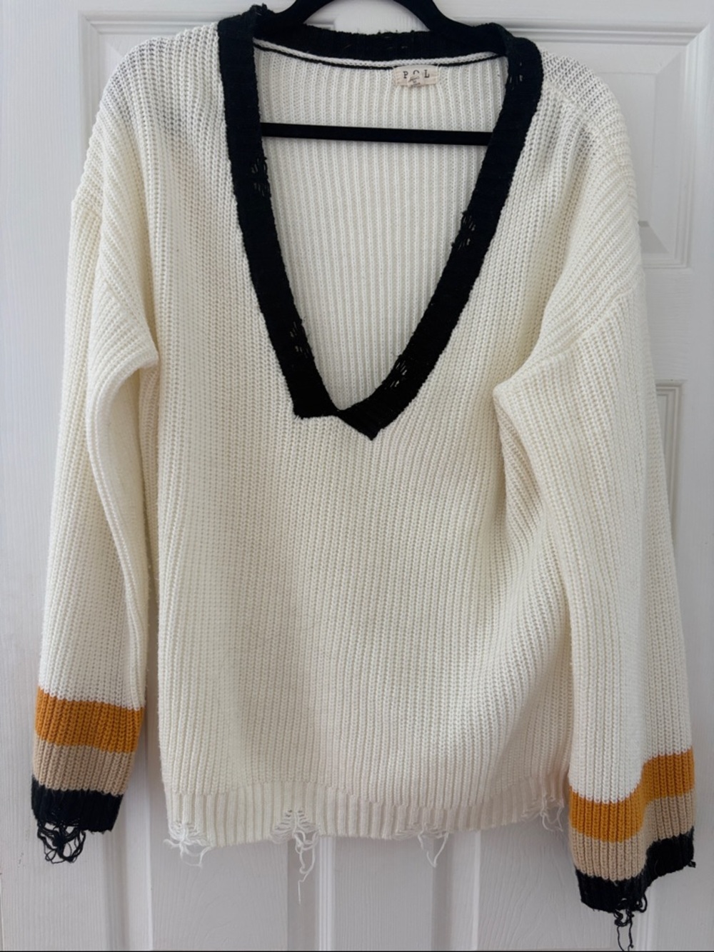 Pol White V-Neck Knit Sweater with Black Trim